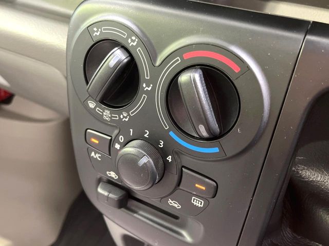 Nissan NV100 Clipper 5