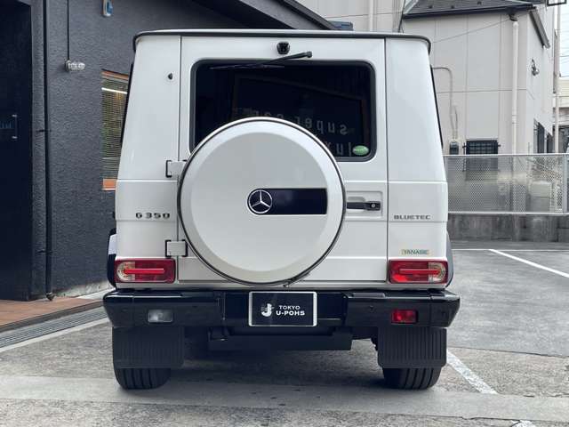 Mercedes-Benz G-Class 4