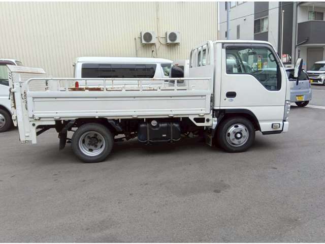 Isuzu Elf 6