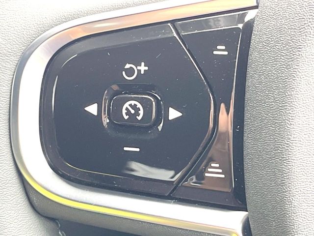 Volvo XC60 10