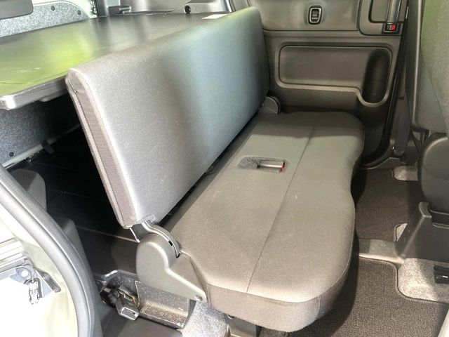 Suzuki Spacia Base 9