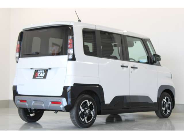 Mitsubishi Delica Mini 4