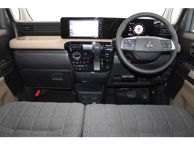 Mitsubishi Delica Mini 5