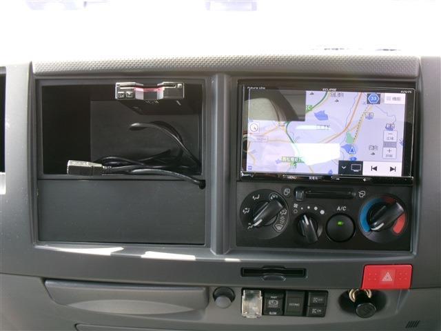 Isuzu Elf 11
