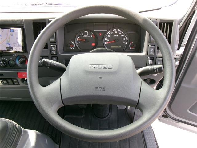 Isuzu Elf 7