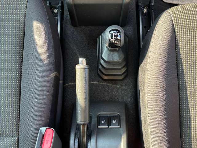 Suzuki Jimny 12