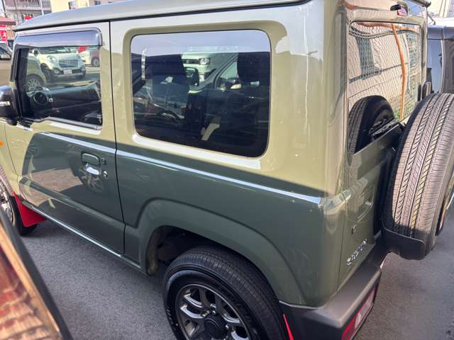 Suzuki Jimny 3