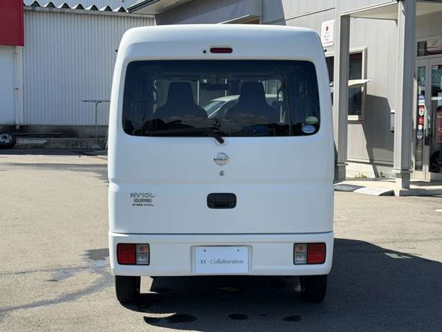 Nissan NV100 Clipper 9