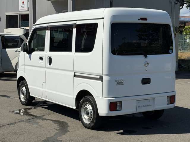 Nissan NV100 Clipper 10