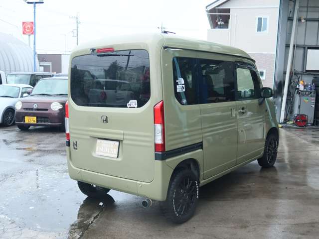 Honda N-VAN 10