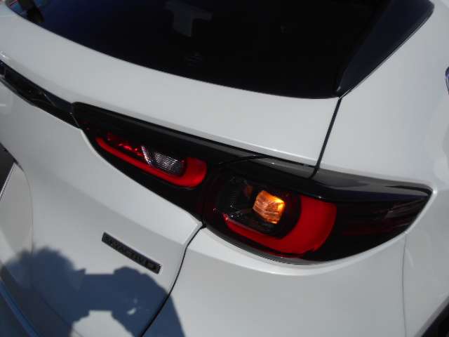 Mazda CX-8 4
