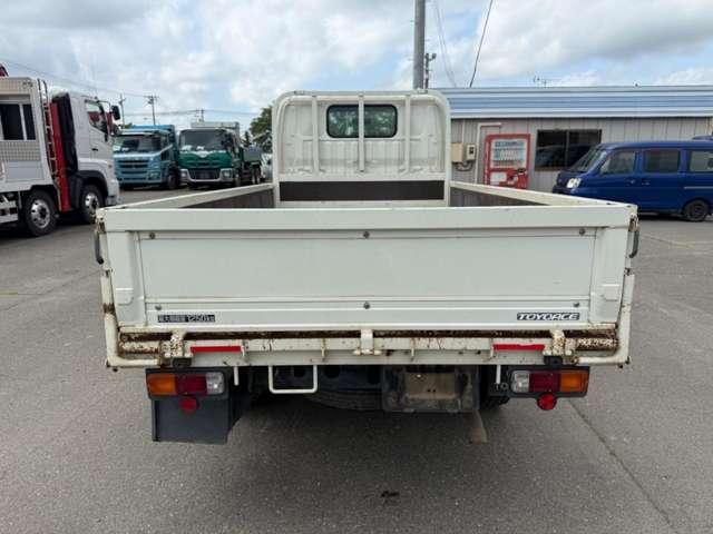 Toyota Toyoace 7