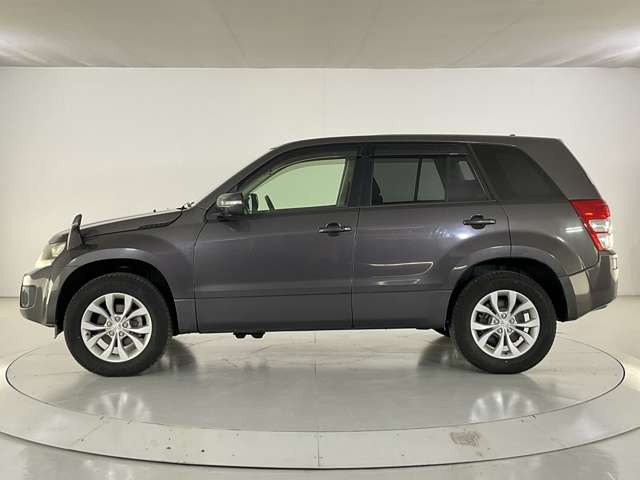 Suzuki Escudo 7