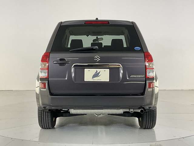 Suzuki Escudo 9