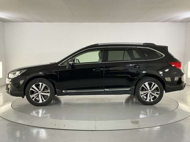 Subaru Legacy Outback 7