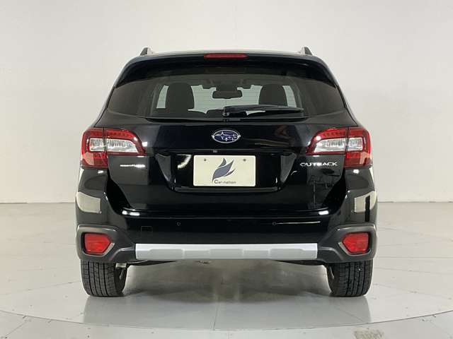 Subaru Legacy Outback 9