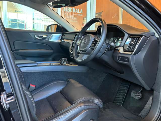 Volvo V60 Cross Country 7