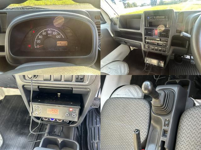 Nissan NT100 Clipper 6