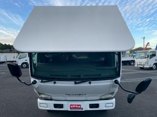 Isuzu Elf 2