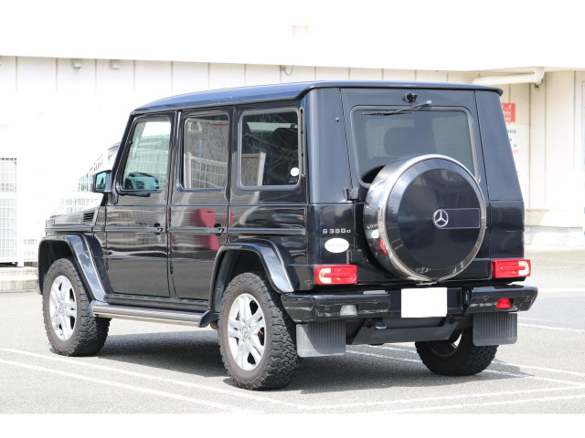 Mercedes-Benz G-Class 8