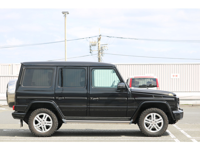 Mercedes-Benz G-Class 10