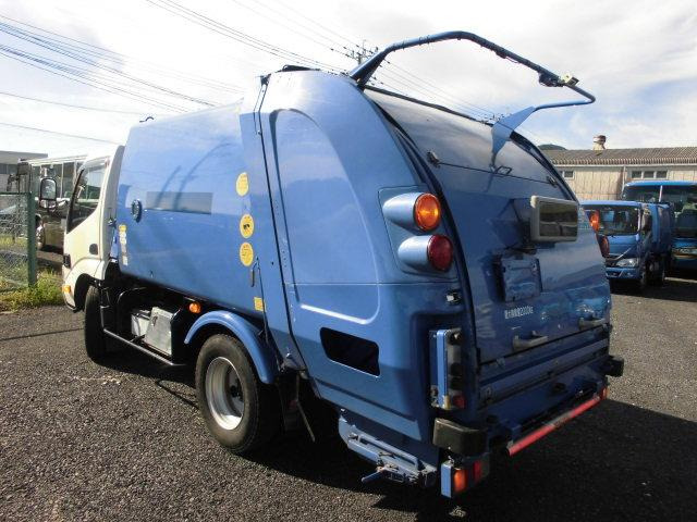 Hino Dutro 5