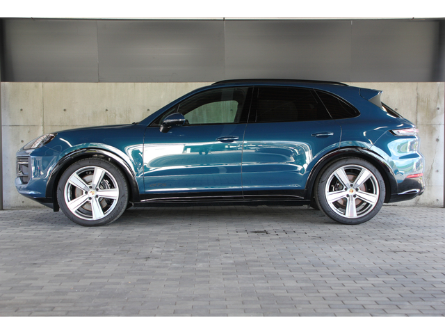 Porsche Cayenne 2