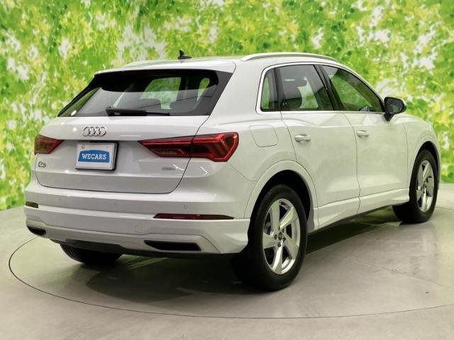 Audi Q3 6