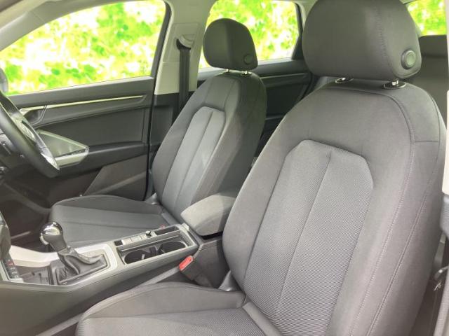 Audi Q3 8