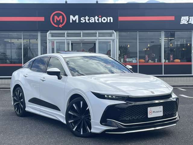 Toyota Crown Crossover 6