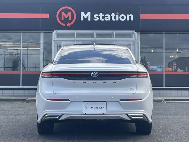 Toyota Crown Crossover 8