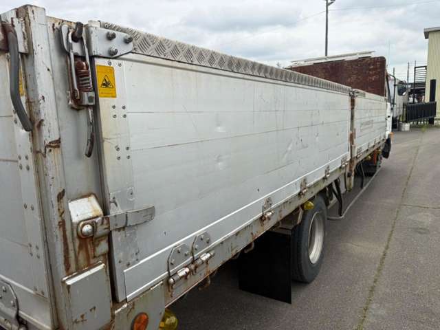 UD Trucks Condor 11