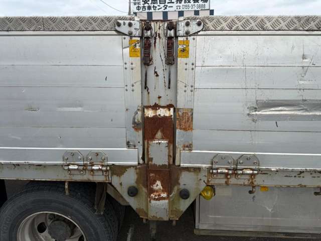 UD Trucks Condor 12