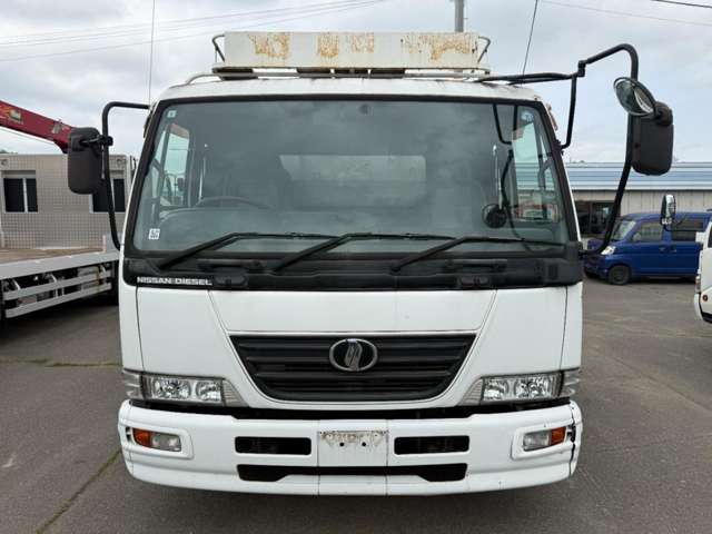 UD Trucks Condor 3