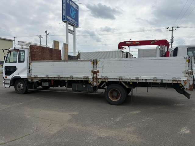 UD Trucks Condor 5