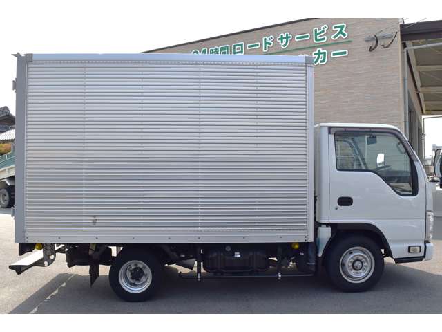 Isuzu Elf 9
