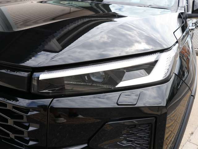 Toyota Hilux 4