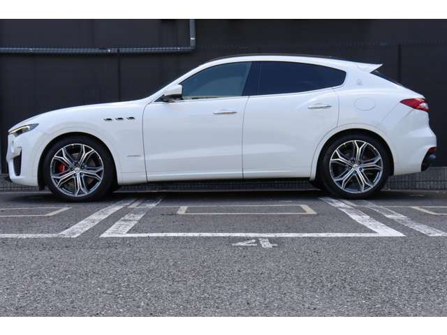 Maserati Levante 6