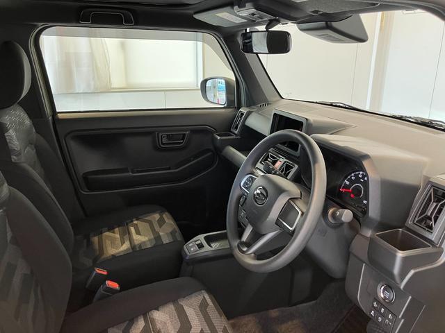 Daihatsu Taft 8