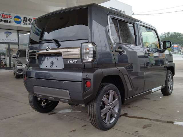 Daihatsu Taft 5