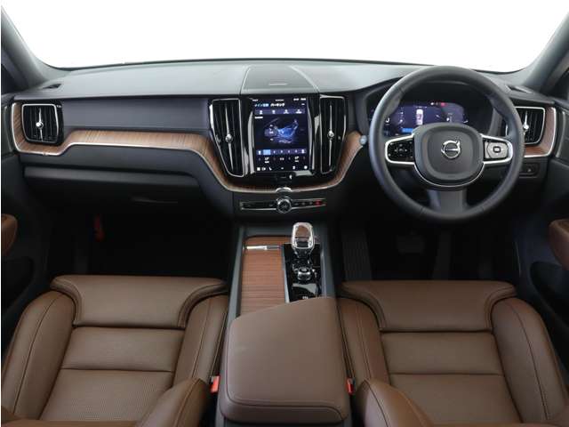Volvo XC60 4