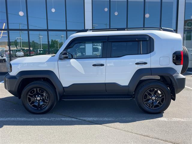 Toyota Land Cruiser FJ 8