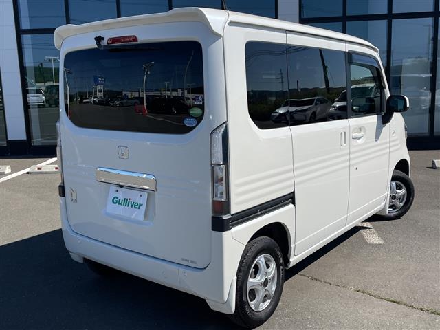 Honda N-VAN 9