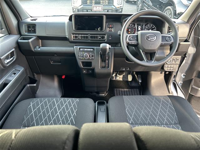 Daihatsu Atrai 11