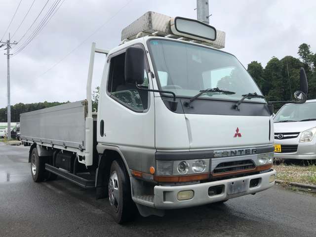Mitsubishi Fuso Canter 2