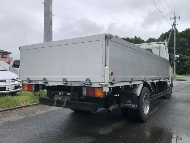 Mitsubishi Fuso Canter 7