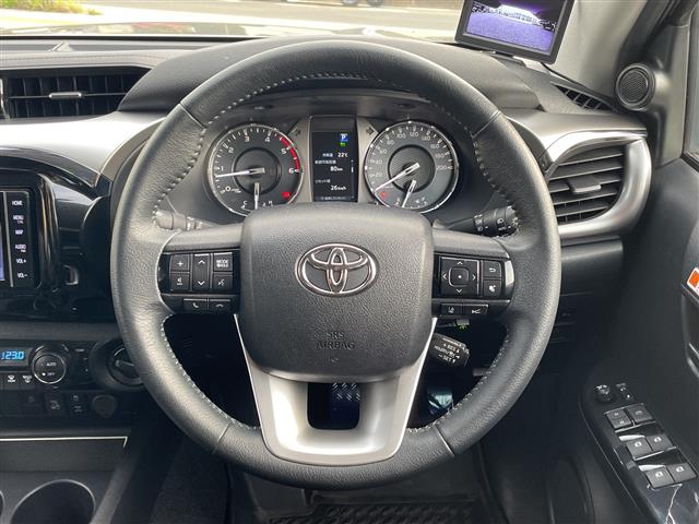 Toyota Hilux 12