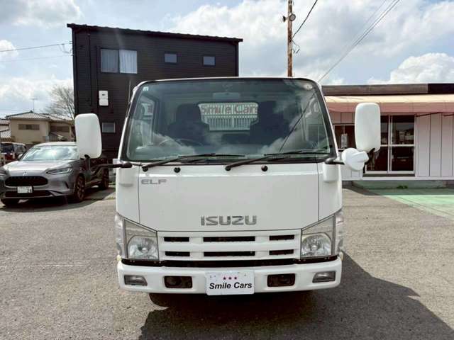 Isuzu Elf 3