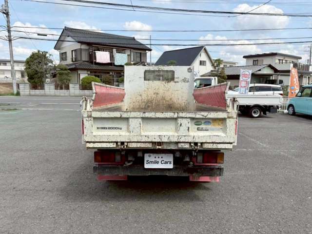 Isuzu Elf 8