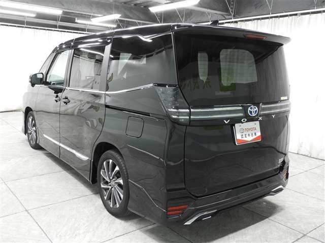 Toyota Voxy 7